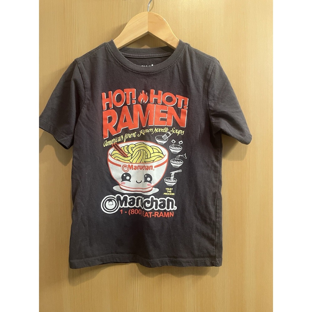 Maruchan Ramen Hot! Hot! Black Graphic T-Shirt Unisex Small 6/7 Anime Food Tee